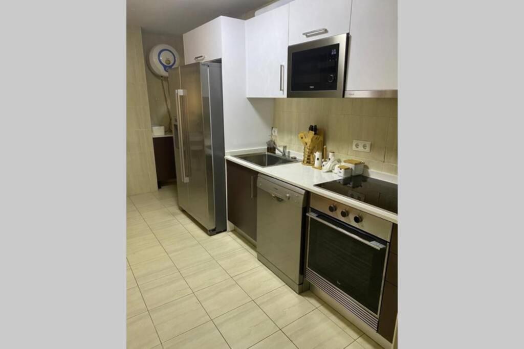 Apartamento Com Vista Para A Baia De Луанда  Экстерьер фото